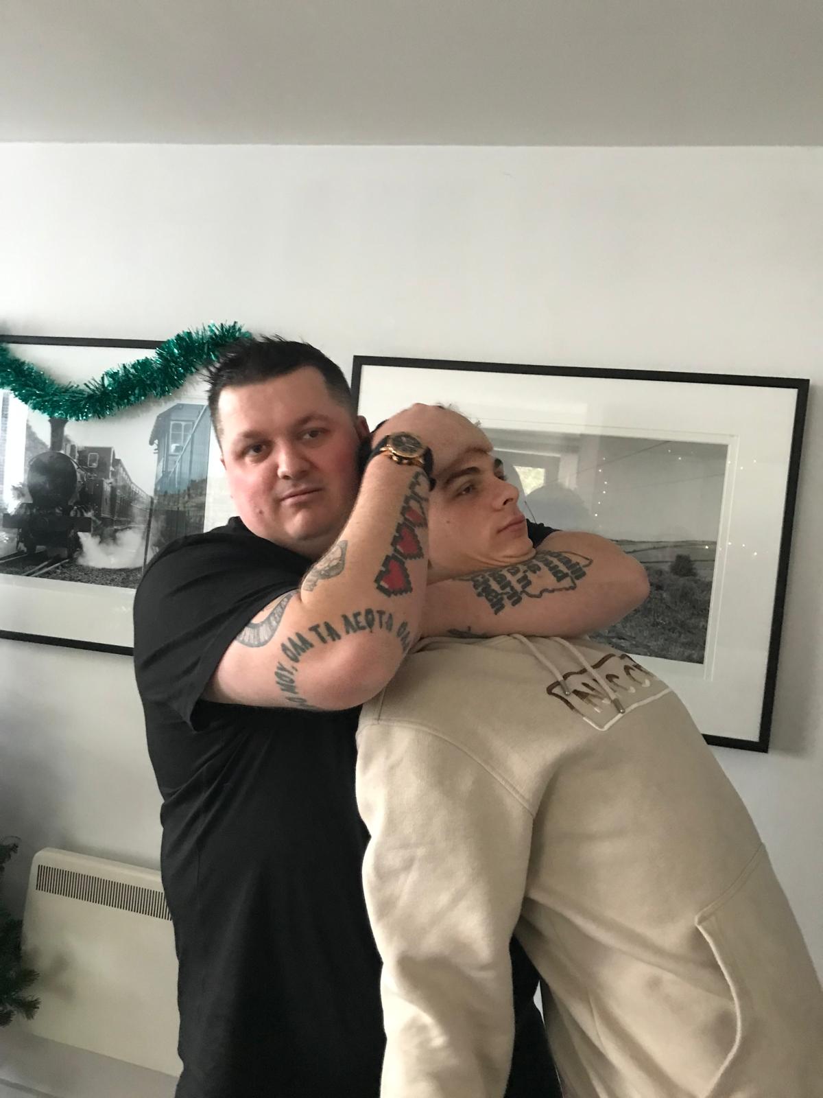 Tobias Choking Chris